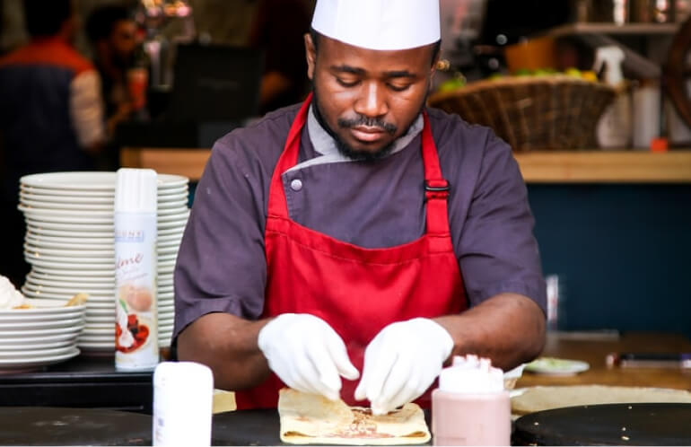 You are currently viewing Top 10 Cooking Tips & Tricks From Our Chief Chef